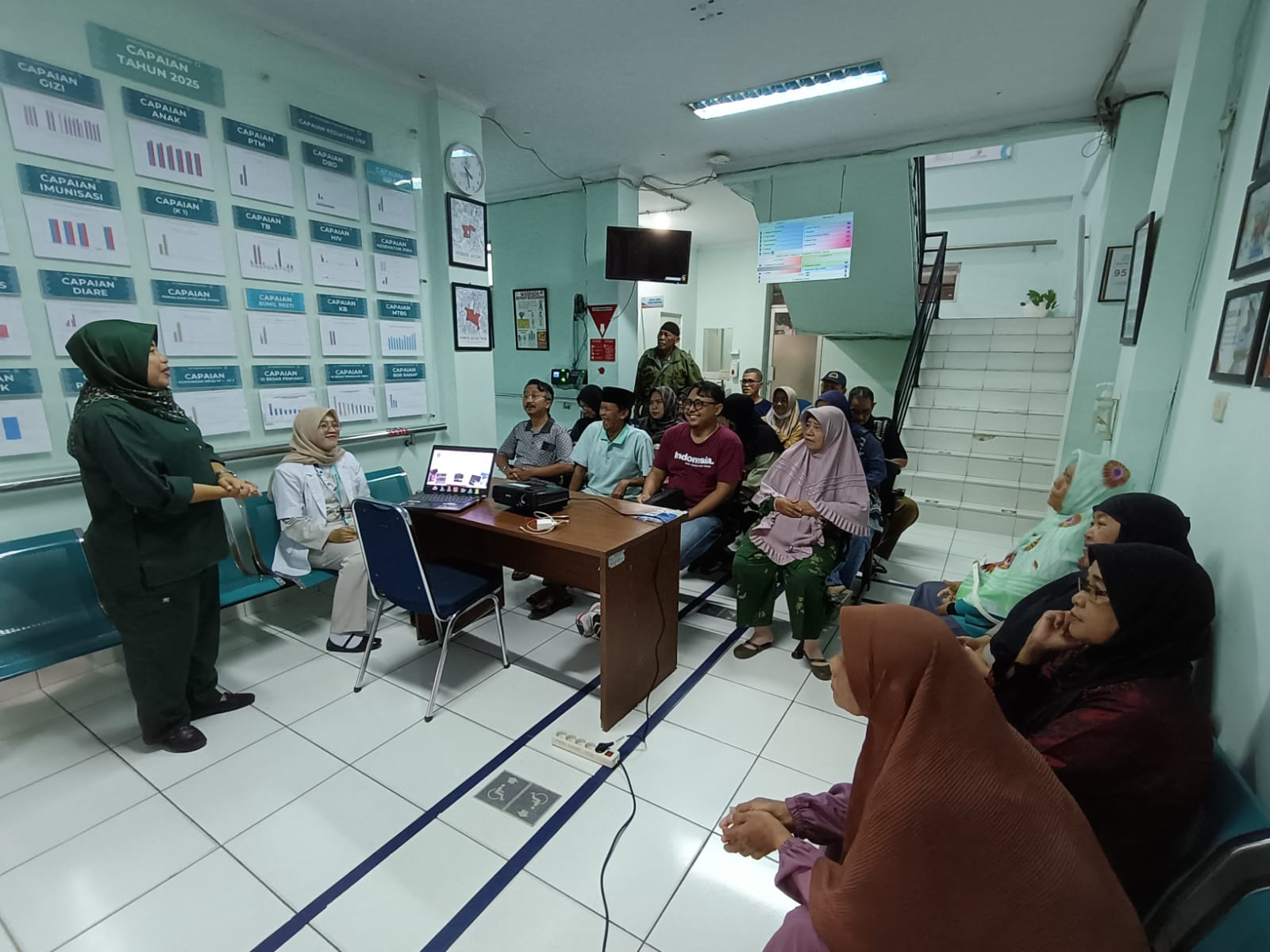 Penyuluhan Kesehatan Haji & suntik Meningitis